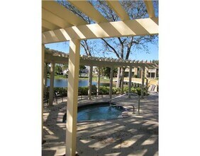 4759 Via Palm Lakes in West Palm Beach, FL - Building Photo - Building Photo