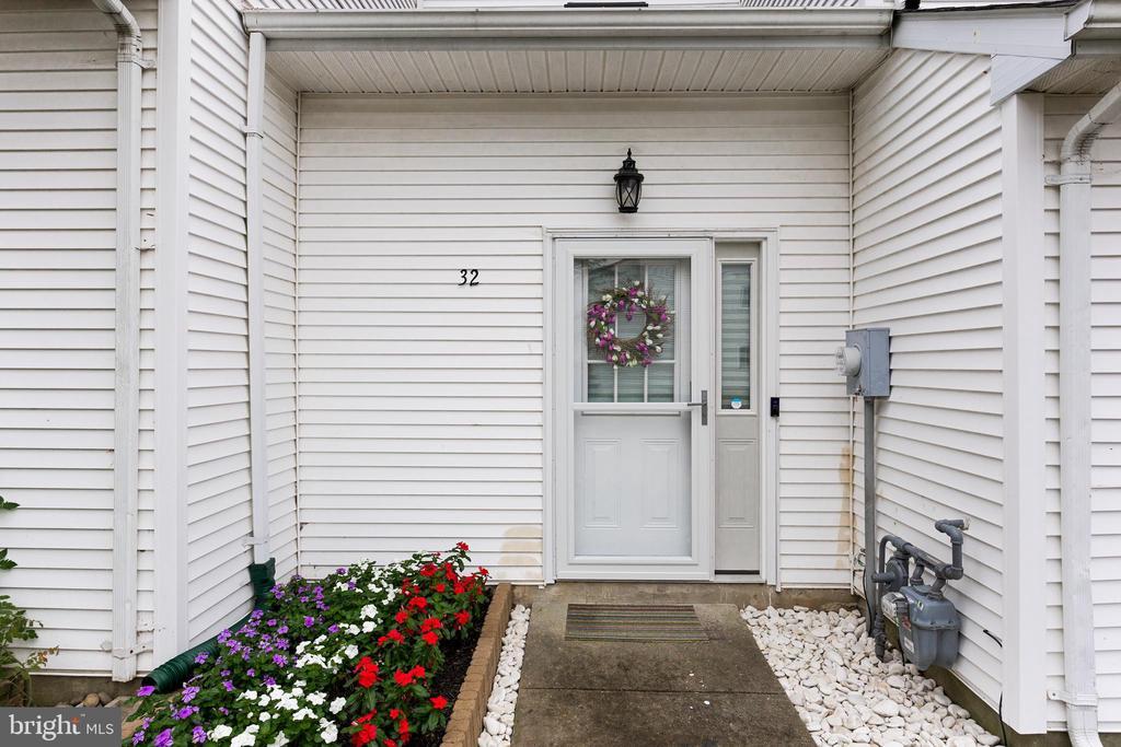 32 Ginger Dr in Lumberton, NJ - Building Photo