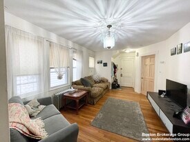 11 Romsey St, Unit 1 in Boston, MA - Building Photo