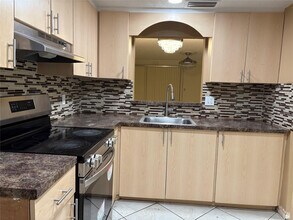 2831 Pierce St in Hollywood, FL - Building Photo - Building Photo