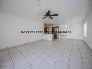 10864 W Devonshire Ave in Phoenix, AZ - Building Photo - Building Photo