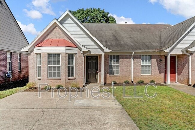 1676 Joy Cir in Horn Lake, MS - Building Photo - Building Photo
