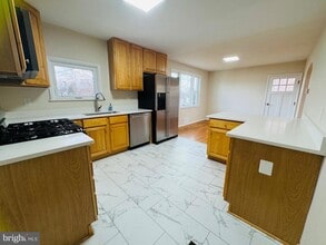 8111 Analee Ave in Rosedale, MD - Building Photo - Building Photo