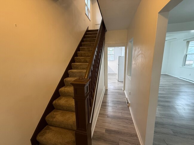 843 6th Ave in Coraopolis, PA - Building Photo - Building Photo