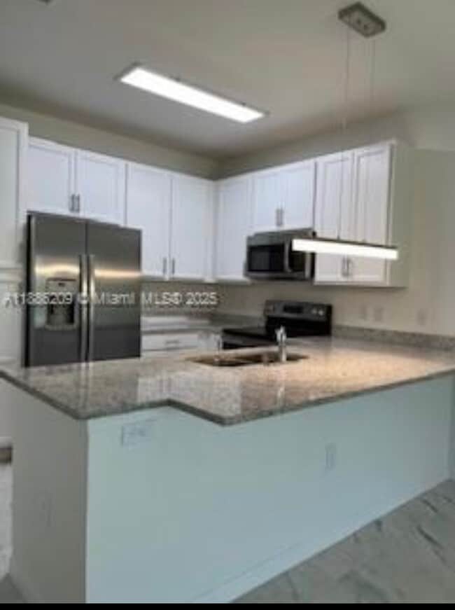 6270 SW 47th Ct in Davie, FL - Building Photo - Building Photo