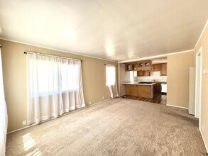 1719 Harriman Ln in Redondo Beach, CA - Building Photo - Building Photo