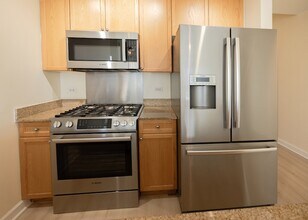 1400 S Michigan Ave, Unit 1711 in Chicago, IL - Building Photo - Building Photo