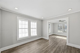 2224 Poplar St in Dallas, TX - Building Photo - Building Photo