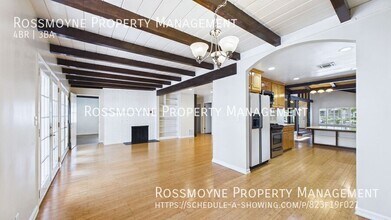 4740 Camellia Ave in Los Angeles, CA - Building Photo - Building Photo