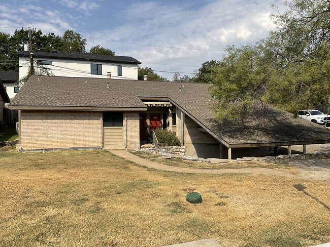 The Brook Apartments in Austin, TX - Building Photo - Building Photo