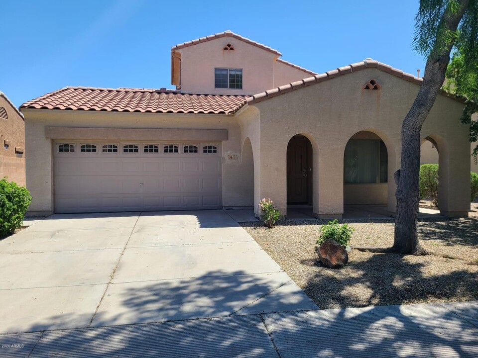 14757 N 159th Dr in Surprise, AZ - Building Photo