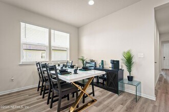 12639 Lake Taylor Ln in Jacksonville, FL - Building Photo - Building Photo