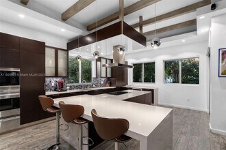 101 SW 21st Rd in Miami, FL - Building Photo - Building Photo