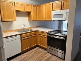 5473 Glenridge Way in Klamath Falls, OR - Building Photo