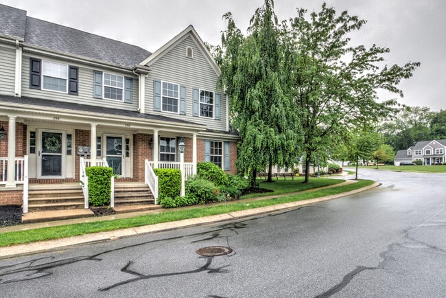 258 Cool Creek Way in Lancaster, PA - Building Photo - Building Photo
