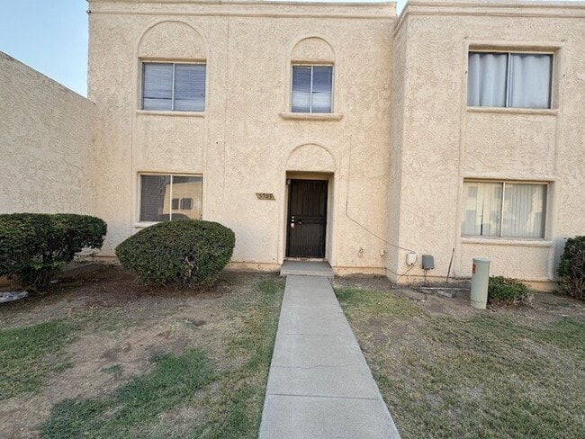 5703 N 43rd Ln in Glendale, AZ - Building Photo - Building Photo