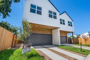 3620 Sauer St in Houston, TX - Building Photo