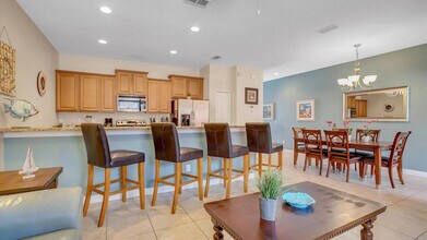 8968 Cuban Palm Rd in Kissimmee, FL - Building Photo - Building Photo