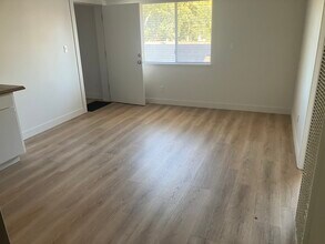 1652 E St, Unit A in Napa, CA - Building Photo - Building Photo