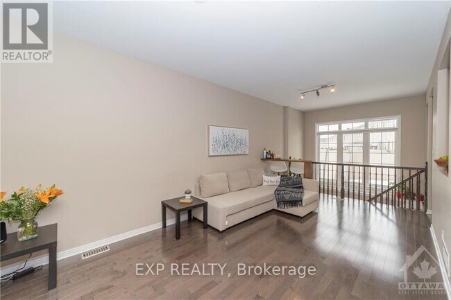 840 Kennacraig Private in Ottawa, ON - Building Photo - Building Photo