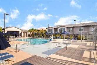 965 Nevada State Dr in Henderson, NV - Building Photo - Building Photo