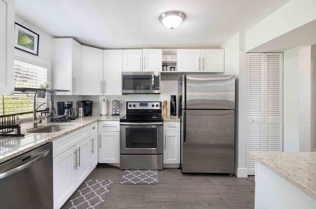 property at 915 3rd St