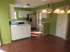 7734 Chatfield Ln in Ellicott City, MD - Building Photo - Building Photo