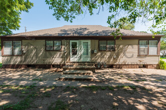 1127 W 16th St N in Wichita, KS - Building Photo - Building Photo