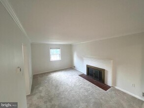 4517 N Carlin Springs Rd in Arlington, VA - Building Photo - Building Photo