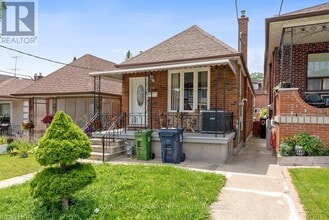 502 Westmount Ave in Toronto, ON - Building Photo - Building Photo