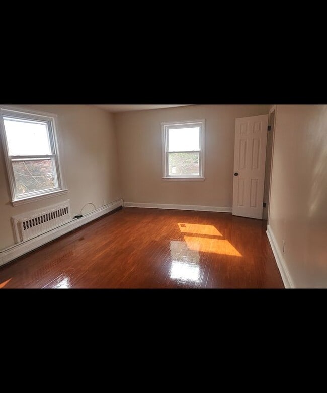 329 Union Ave in Irvington, NJ - Building Photo - Building Photo