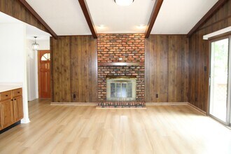 113 Lake Dr in Clayton, NC - Building Photo - Building Photo