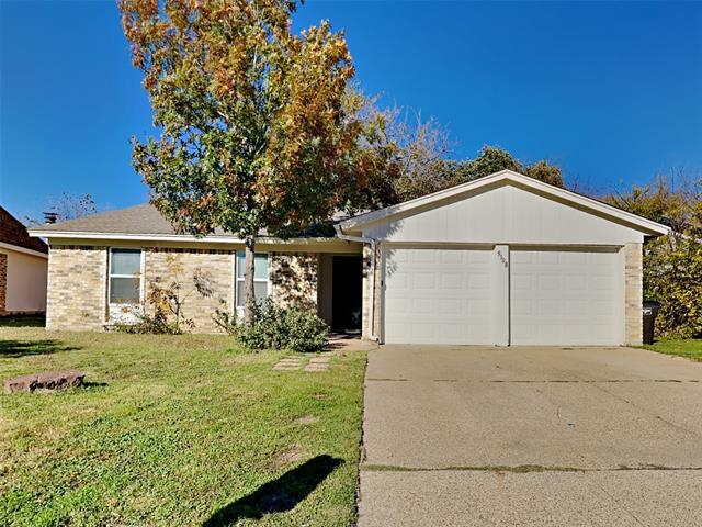 9908 Runnymeade Pl in Fort Worth, TX - Building Photo