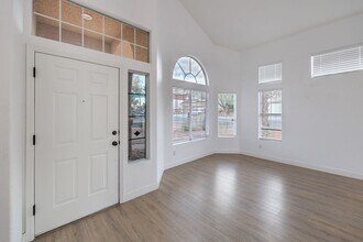 8336 Sedona Sunrise Dr in Las Vegas, NV - Building Photo - Building Photo