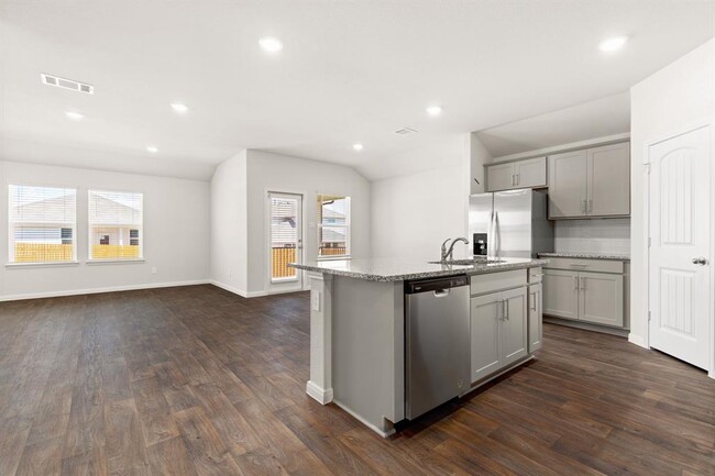 210 Briggs Ln in San Marcos, TX - Foto de edificio - Building Photo
