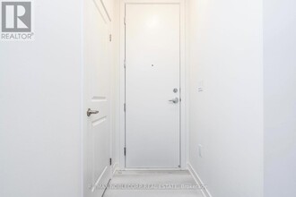 58 Elizabeth St S in Richmond Hill, ON - Building Photo - Building Photo