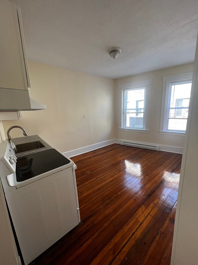 884 Huntington Ave, Unit 7 in Boston, MA - Building Photo - Building Photo