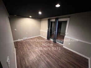 2912 Canarsie Dr in Lansing, MI - Building Photo - Building Photo