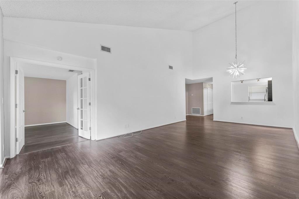 8790 Holly Ct in Tamarac, FL - Building Photo