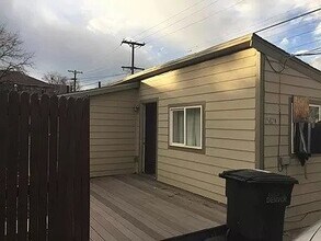 1587 W Nevada Pl in Denver, CO - Building Photo - Building Photo