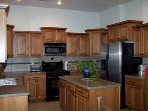 205 Ascot Parade in Alamogordo, NM - Building Photo - Building Photo