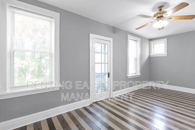 property at 3868 Meramec St
