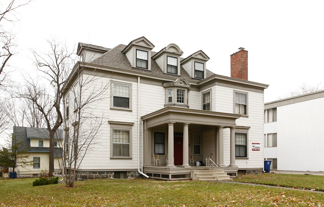 407 E Kingsley St in Ann Arbor, MI - Foto de edificio