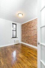 147 Avenue A in New York, NY - Building Photo - Building Photo