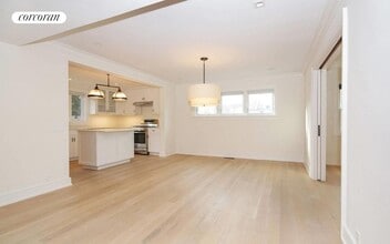 5 Pleasant Ln in East Hampton, NY - Building Photo - Building Photo