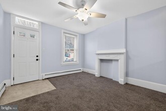 354 E 6th Ave in Conshohocken, PA - Building Photo - Building Photo