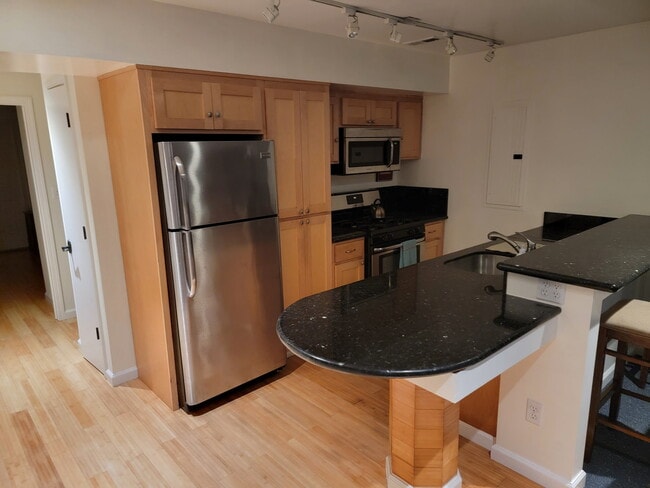 1529 Grand Ave in Pacifica, CA - Building Photo - Building Photo