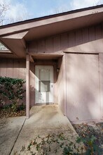 86 Pontevedra Dr in Hot Springs, AR - Building Photo - Building Photo