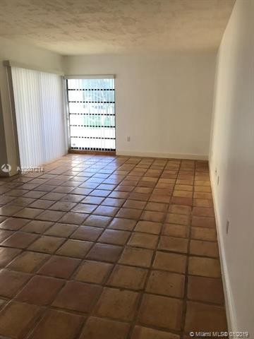 8860 SW 123rd Ct-Unit -K205 in Miami, FL - Foto de edificio - Building Photo