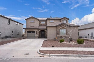 1742 Breeder Cup Wy in El Paso, TX - Building Photo